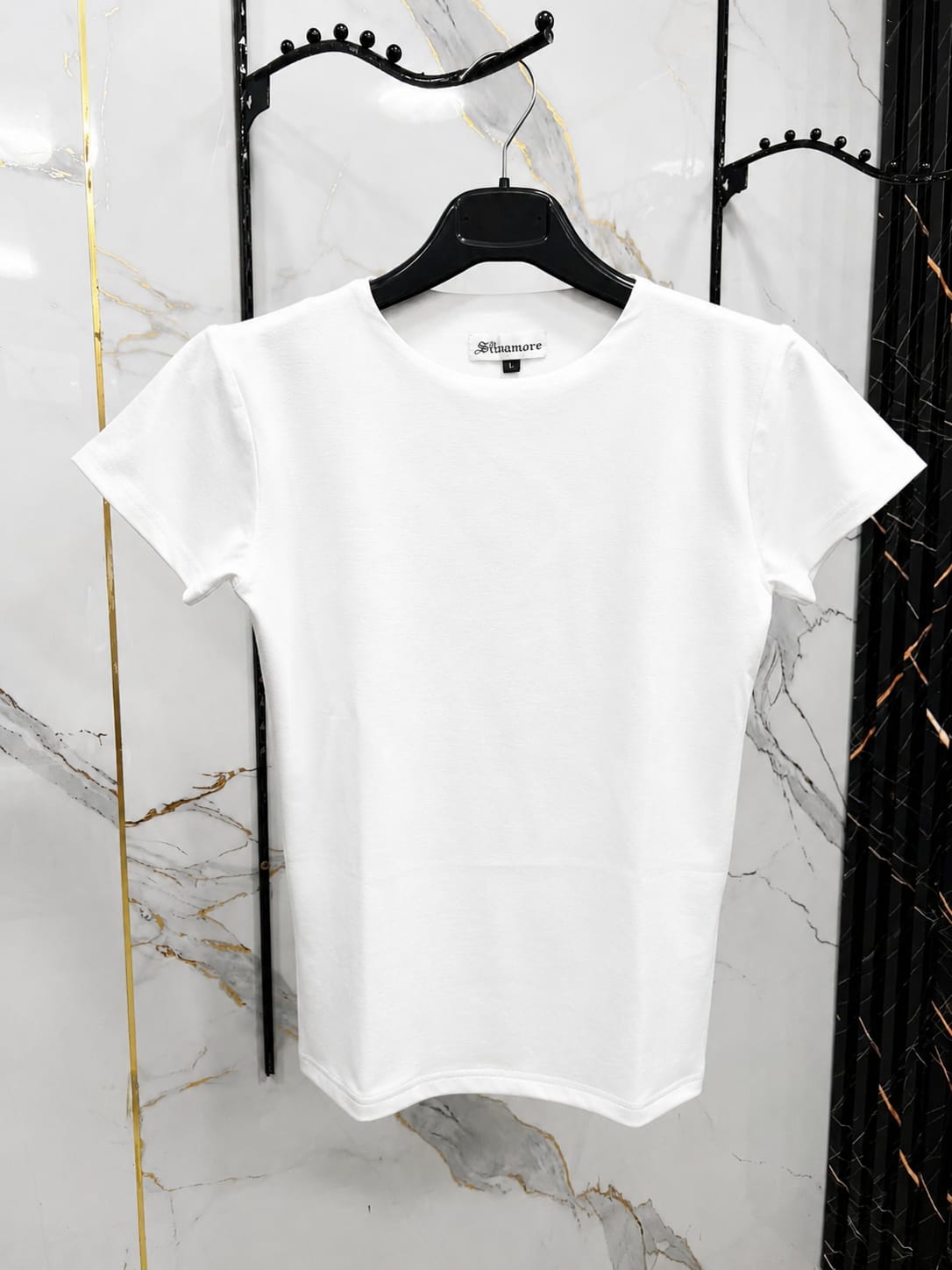 Basic Round-Neck