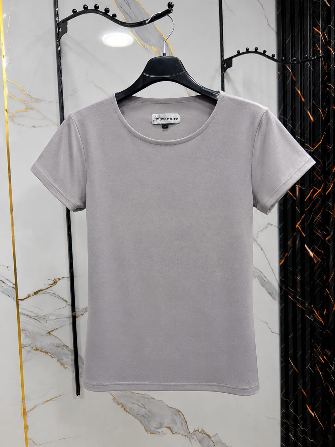 Basic Round-Neck