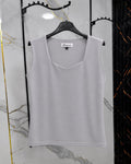 Basic sleeveless-Sweetheart Neck Top
