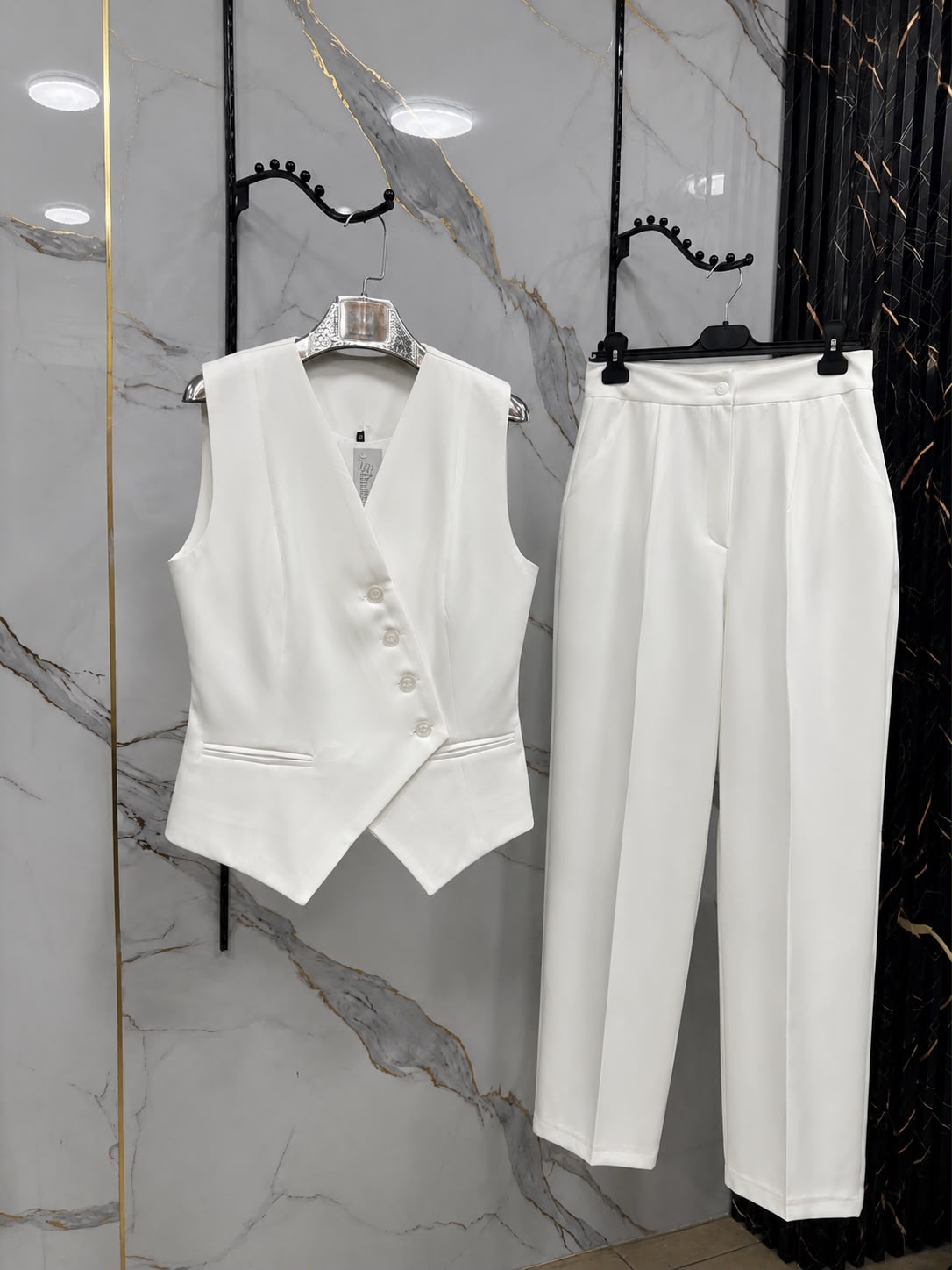 Hot Trendy Vest &Pants